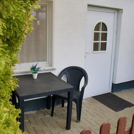 Schoener Gartenbungalow Sellin  Exterior foto